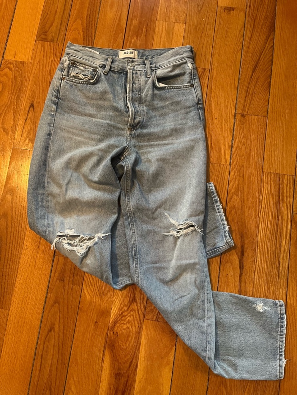 AGOLDE Faded Light Blue Boyfriend Jeans with Knee Rips
